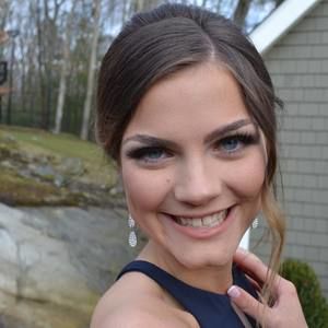 Meet your Posher, Carly